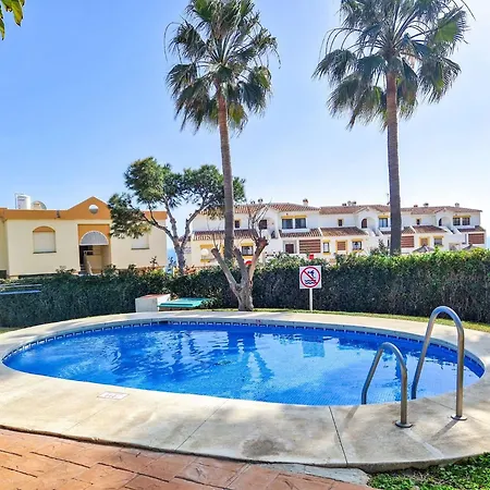 Sea View In Wyndham Close To