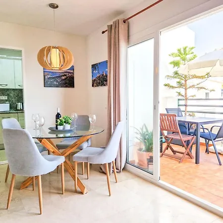 Sea View In Wyndham Close To * Fuengirola